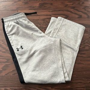 Men’s Under Armour sweatpants. Gray with black detail. Large